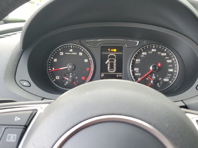 Used 2018 Audi Q3 2.0T Premium w/ Convenience Package FWD image 25