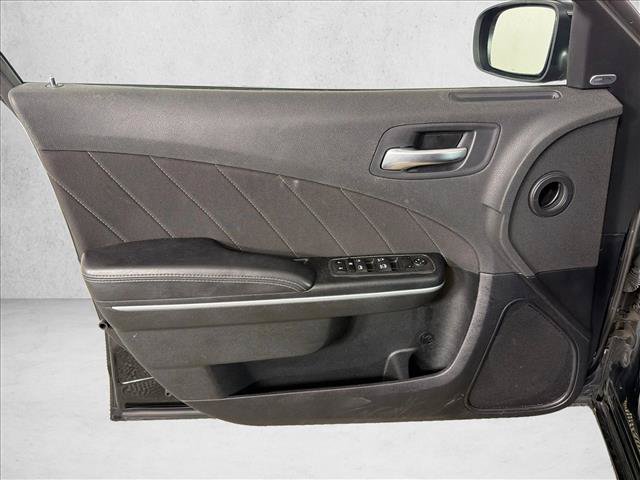 Used 2023 Dodge Charger SXT RWD image 10