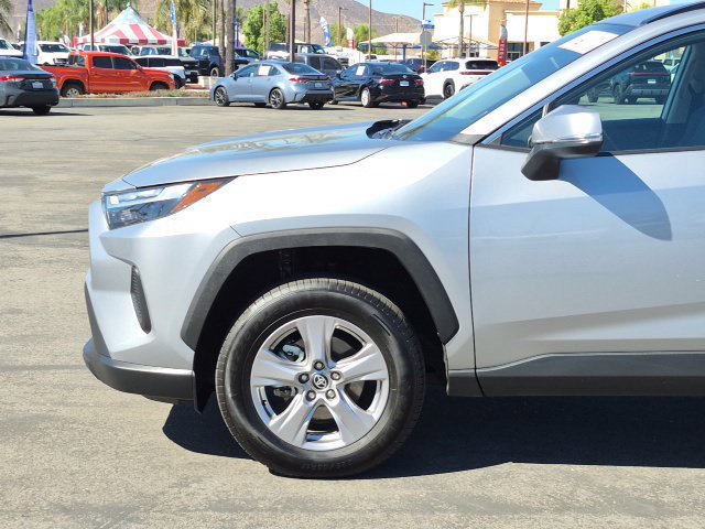 Used 2025 Toyota RAV4 XLE FWD image 20