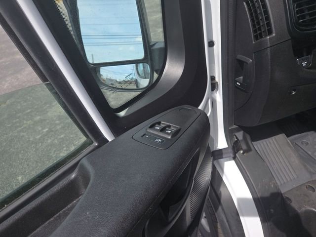 Used 2023 RAM ProMaster 2500 image 13