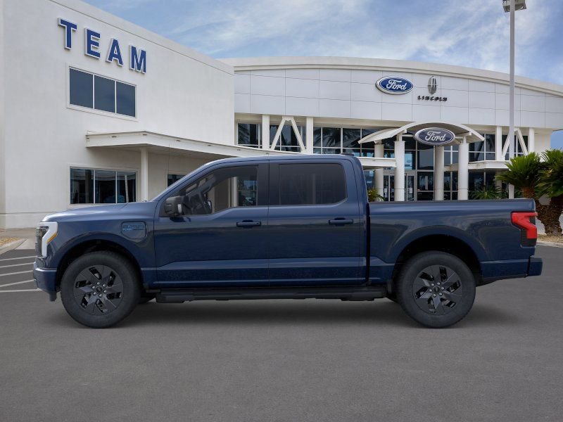 New 2025 Ford F150 Lightning Flash AWD/4WD image 3