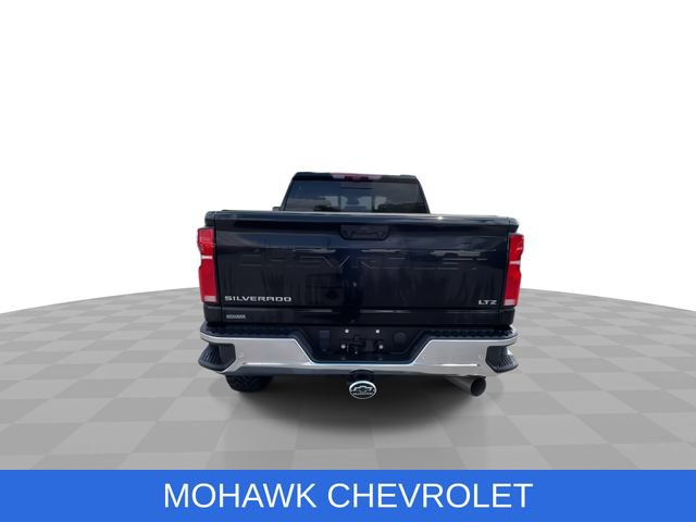 Used 2025 Chevrolet Silverado 2500 LTZ w/ LTZ Convenience Package AWD/4WD image 8