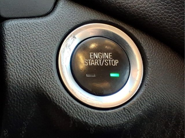 Used 2020 Chevrolet Equinox LT w/ Driver Convenience Package FWD image 23