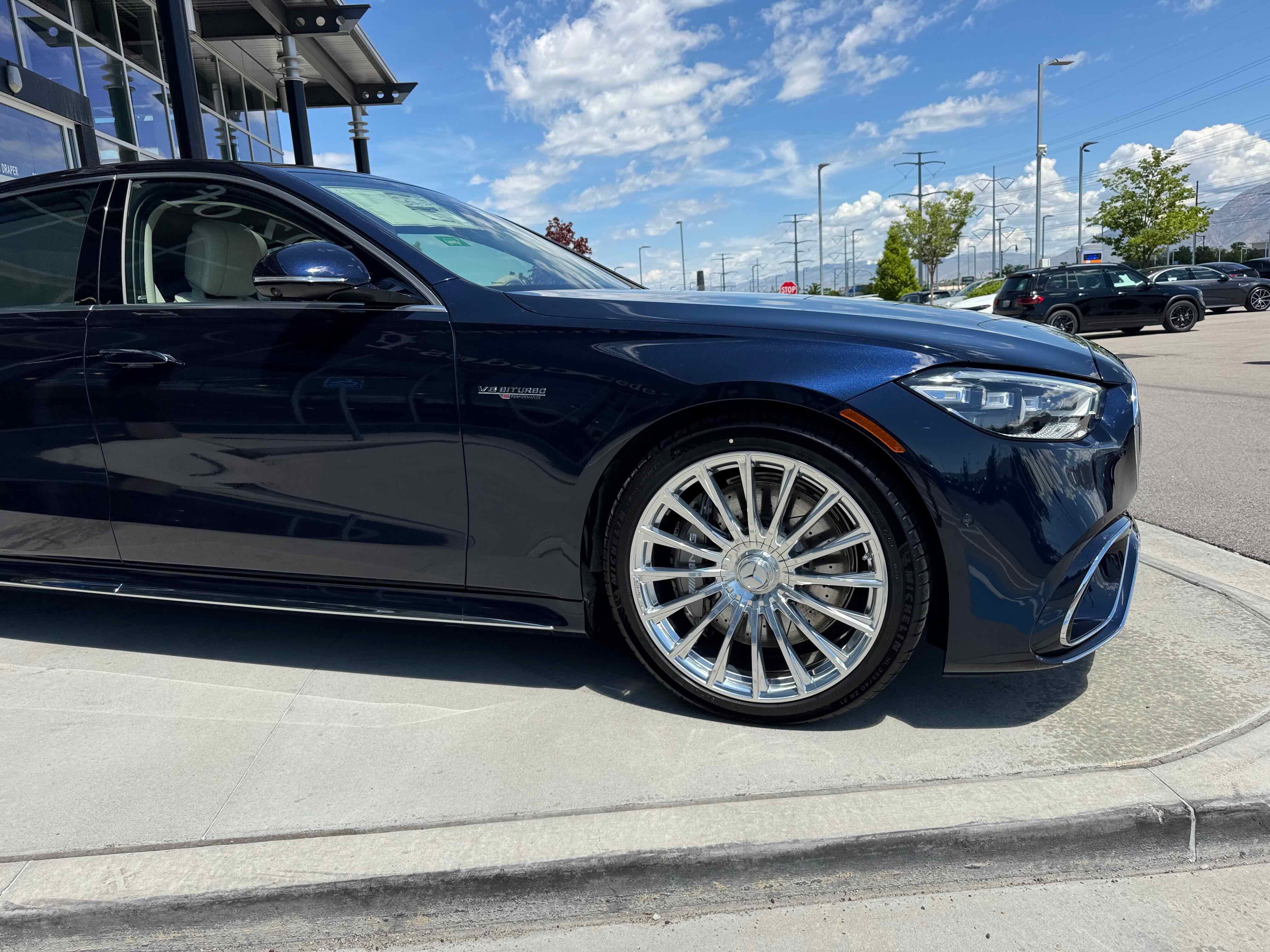 New 2025 Mercedes-Benz S 63 AMG S image 10