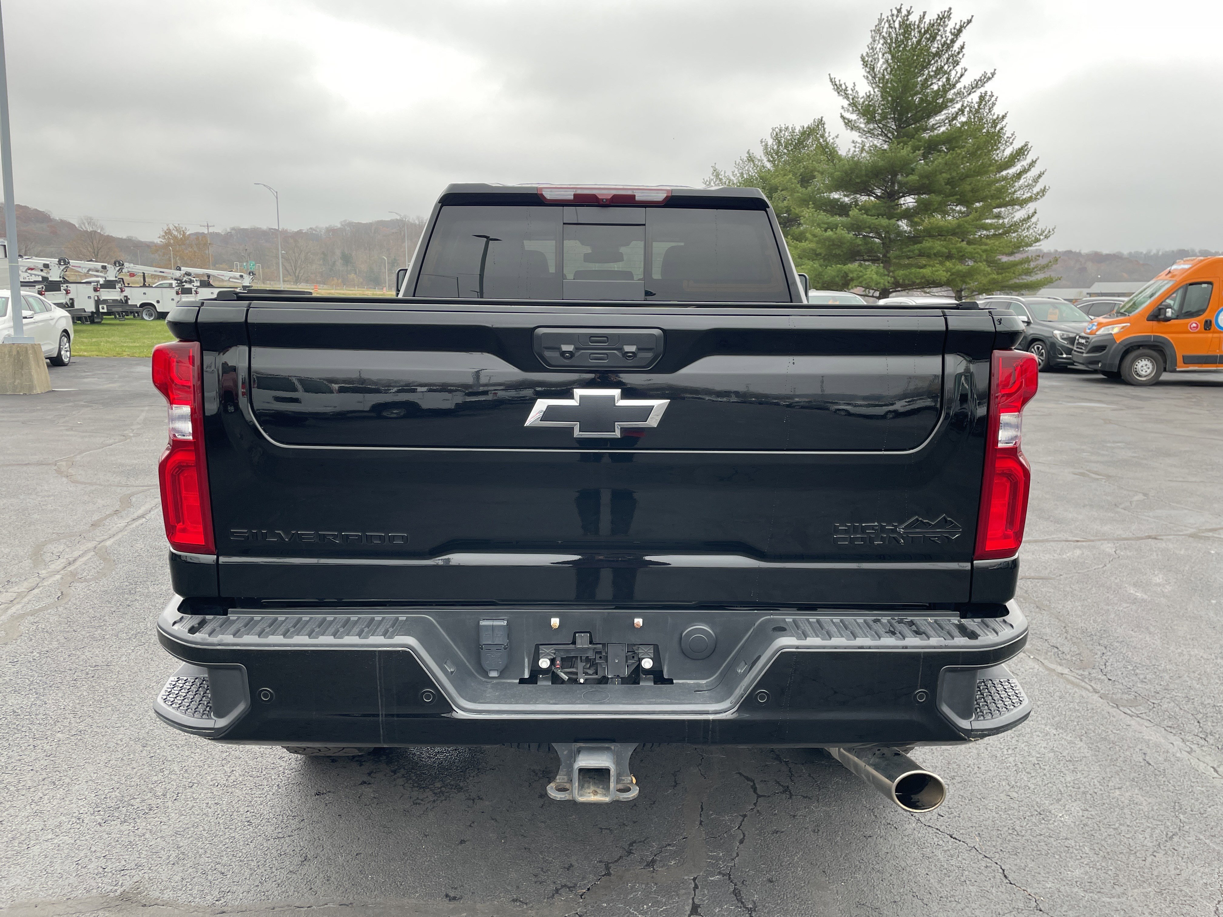Used 2024 Chevrolet Silverado 2500 High Country w/ Midnight Edition image 4