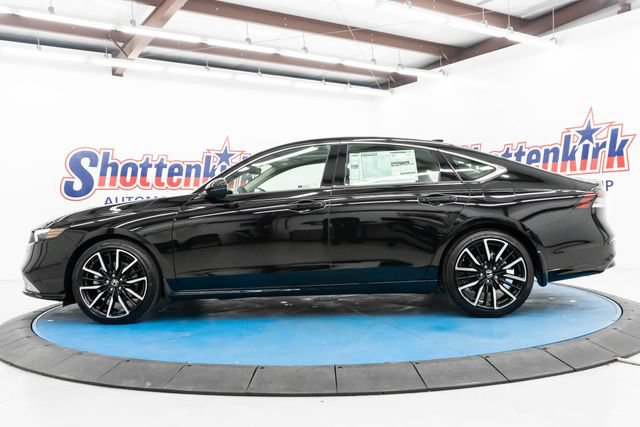 New 2026 Honda Accord Touring image 5