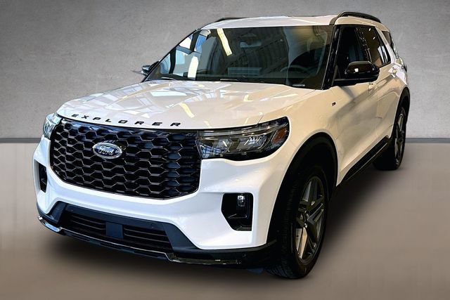 New 2026 Ford Explorer ST-Line w/ ST-Line Street Pack AWD/4WD image 1
