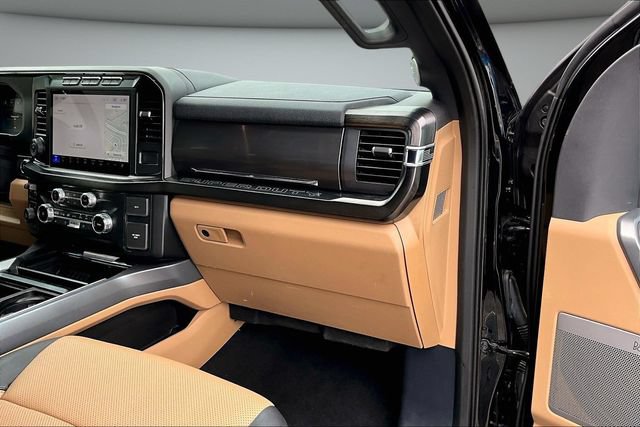Used 2023 Ford F450 Lariat w/ Lariat Ultimate Package AWD/4WD image 27