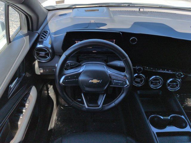 Used 2024 Chevrolet Blazer EV LT AWD/4WD image 15
