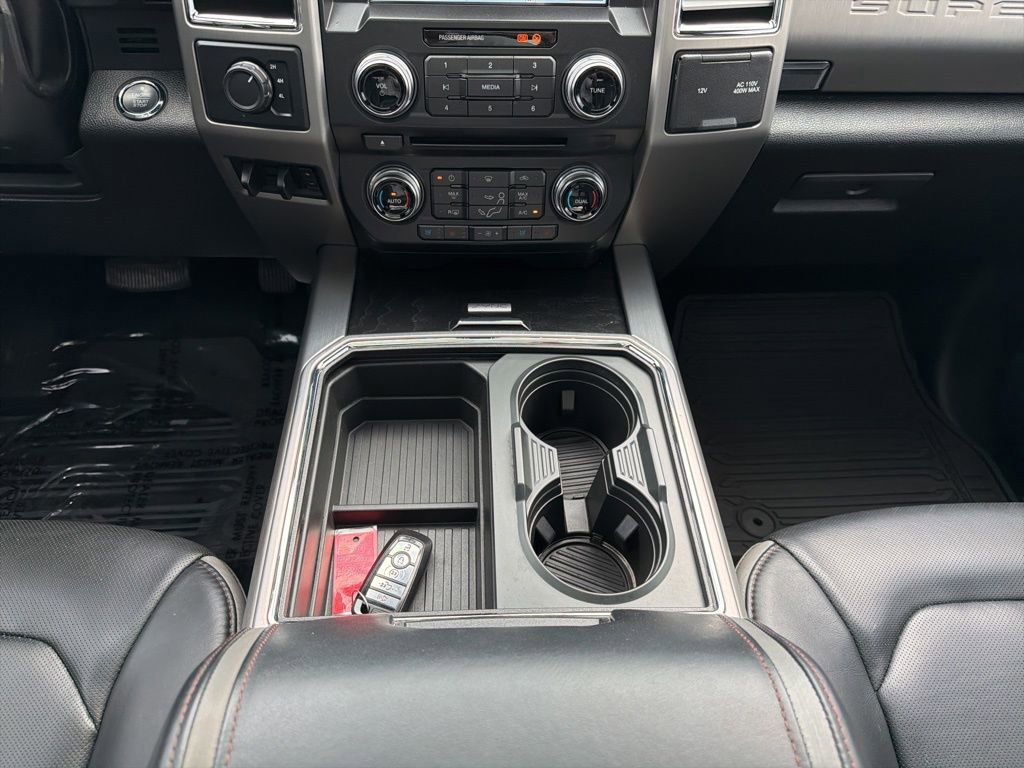 Used 2018 Ford F450 Platinum w/ Platinum Ultimate Package AWD/4WD image 31