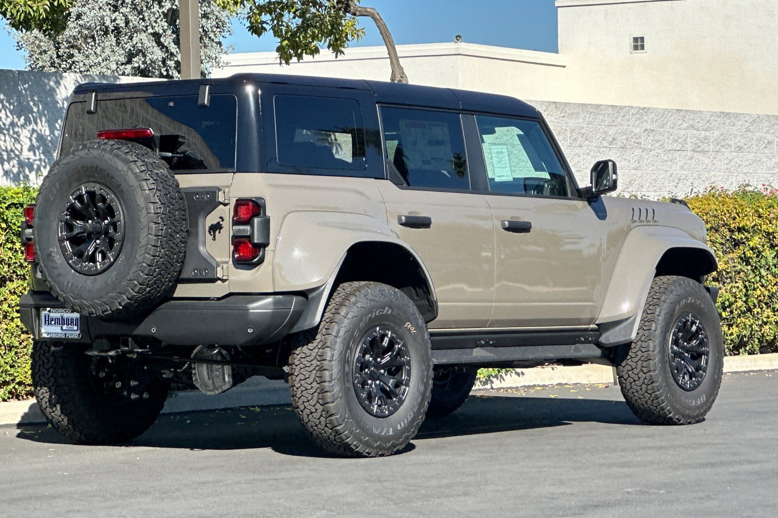 New 2025 Ford Bronco Raptor image 4