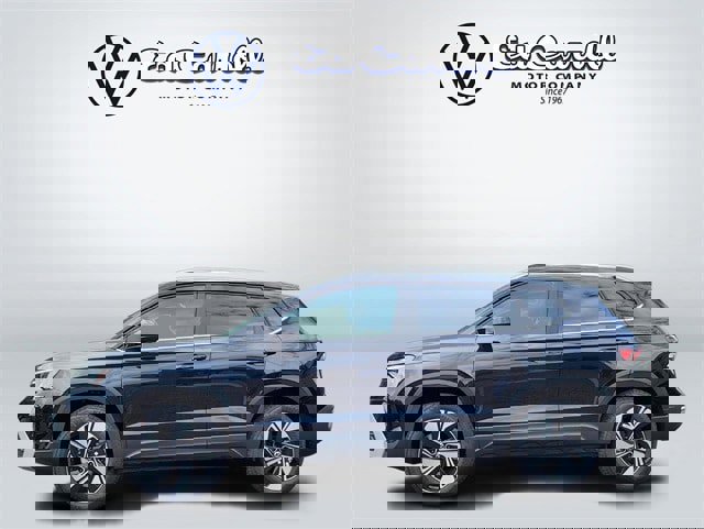 New 2025 Volkswagen Taos SE image 5