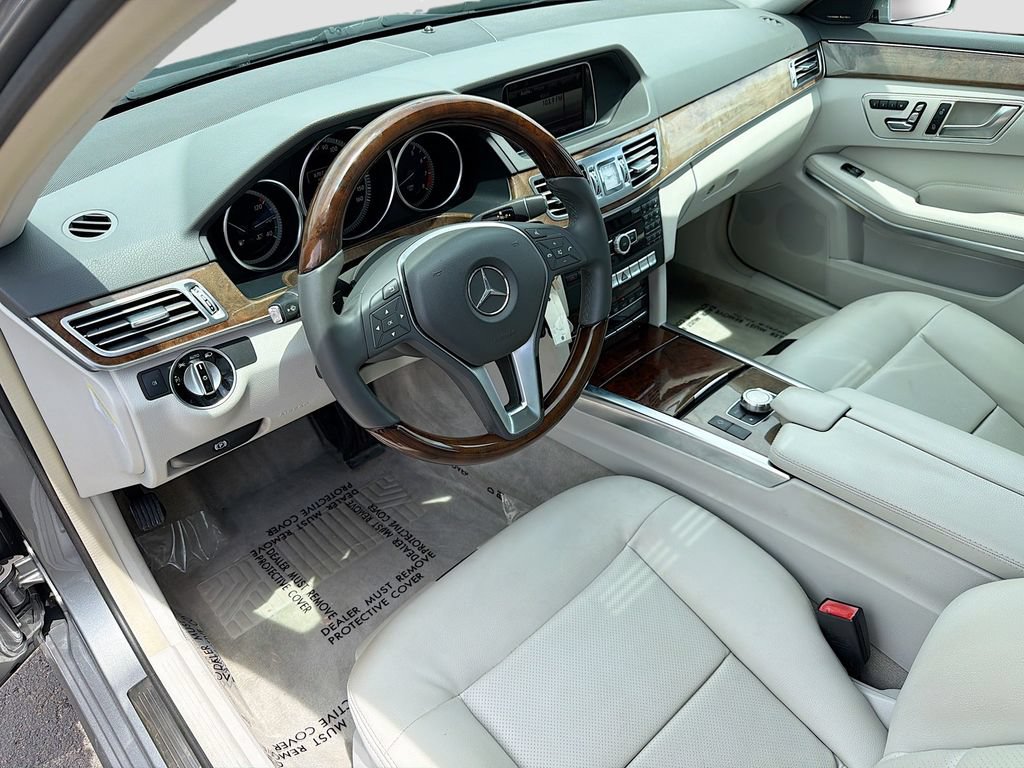 Used 2014 Mercedes-Benz E 350 4MATIC Sedan w/ Premium 1 Package image 24
