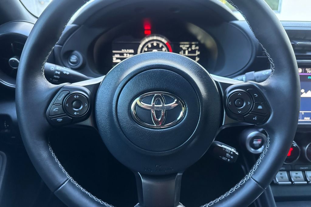 Certified 2025 Toyota GR86 w/ ALL Weather Mat Package (TMS) image 21