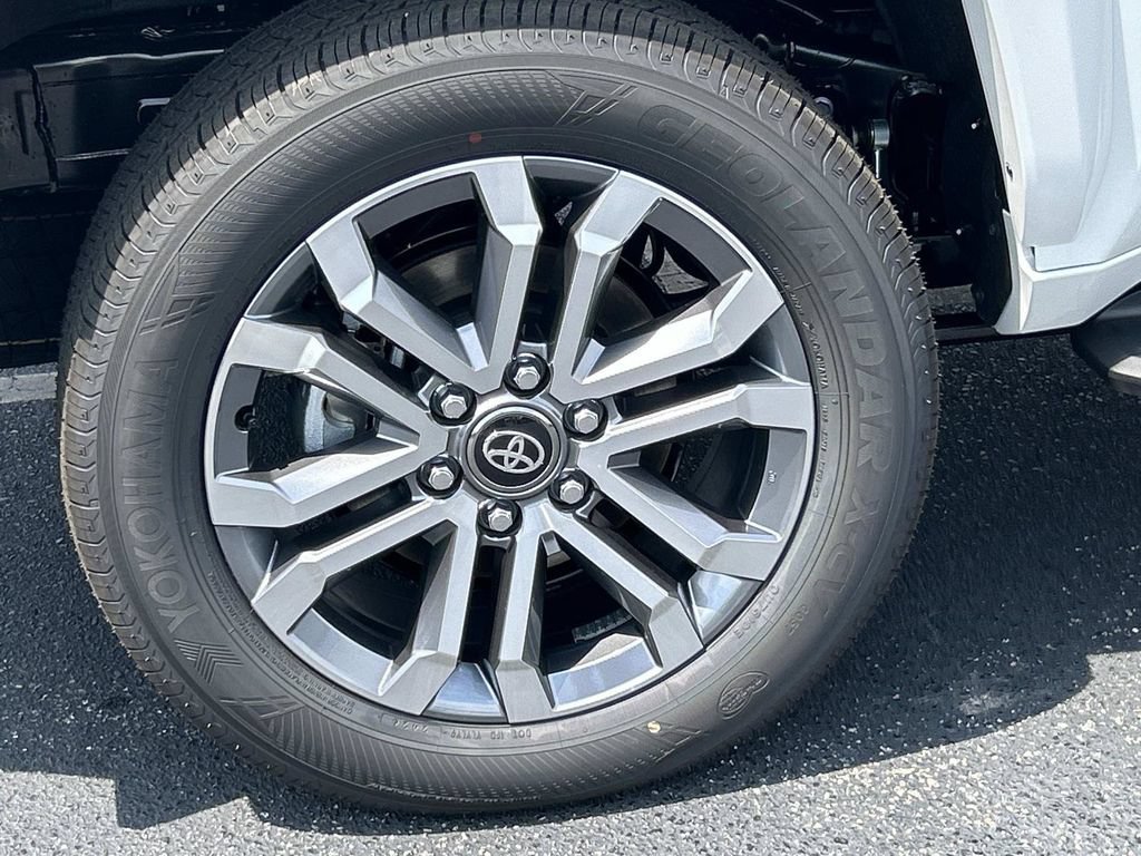 New 2026 Toyota 4Runner Limited AWD/4WD image 10