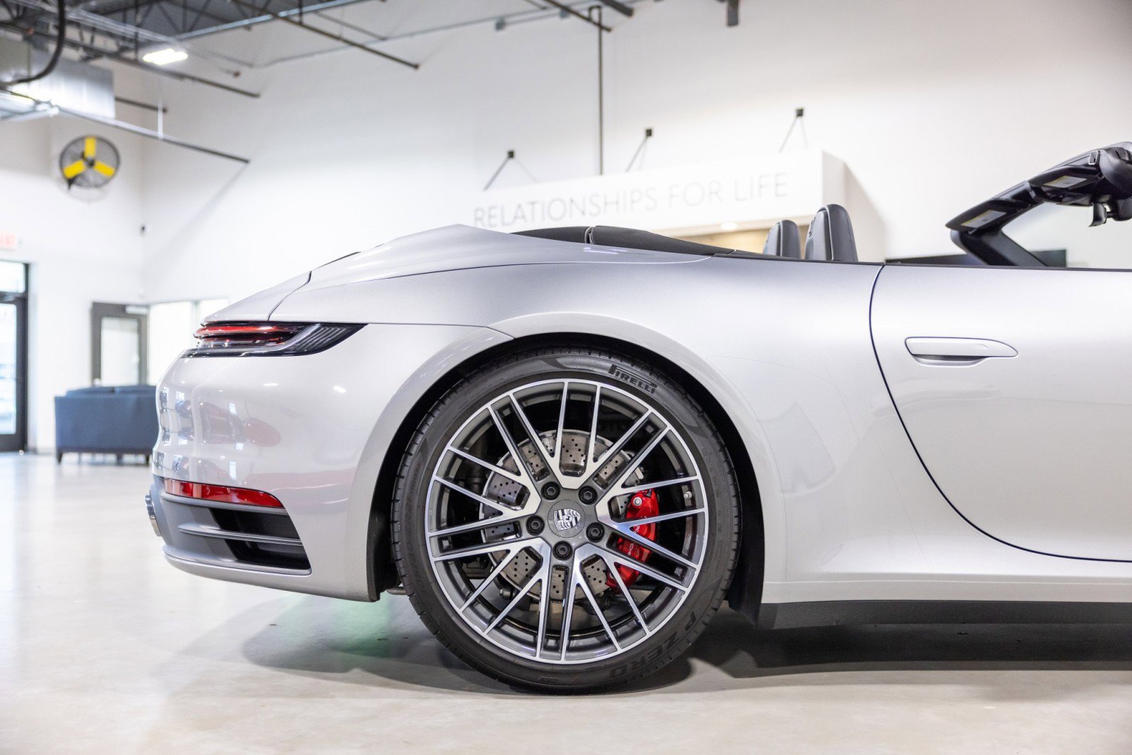 Used 2024 Porsche 911 Carrera S w/ Sport Package image 20