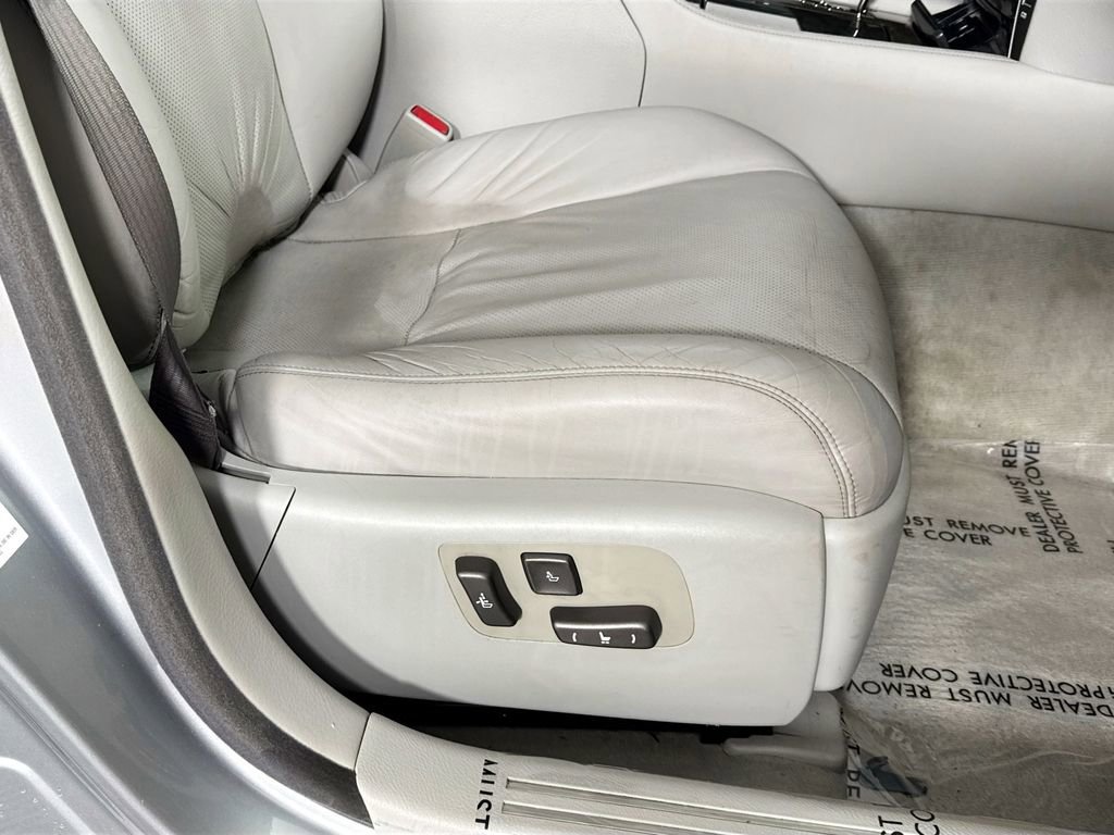 Used 2008 Lexus LS 460 image 34