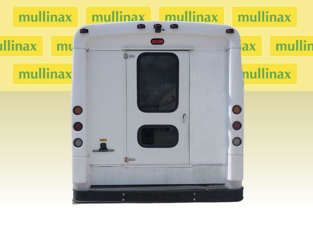 Used 2015 Ford E-450 and Econoline 450 Super Duty w/ Shuttle Bus Prep Package image 28