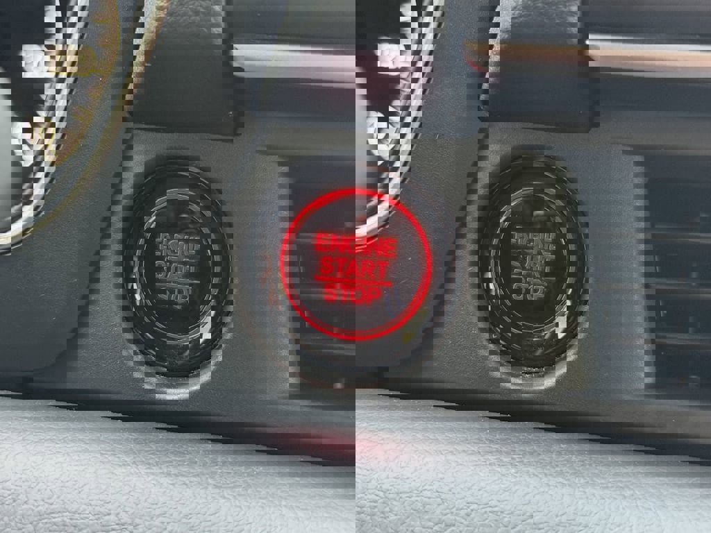 Used 2023 Honda Pilot Touring image 29