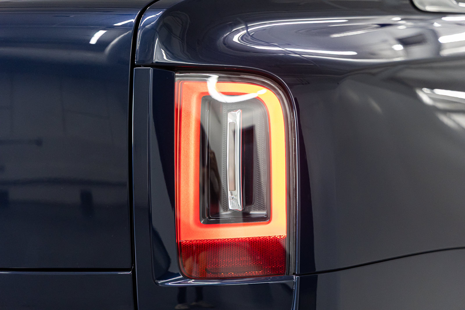 Certified 2025 Rolls-Royce Cullinan AWD/4WD image 22