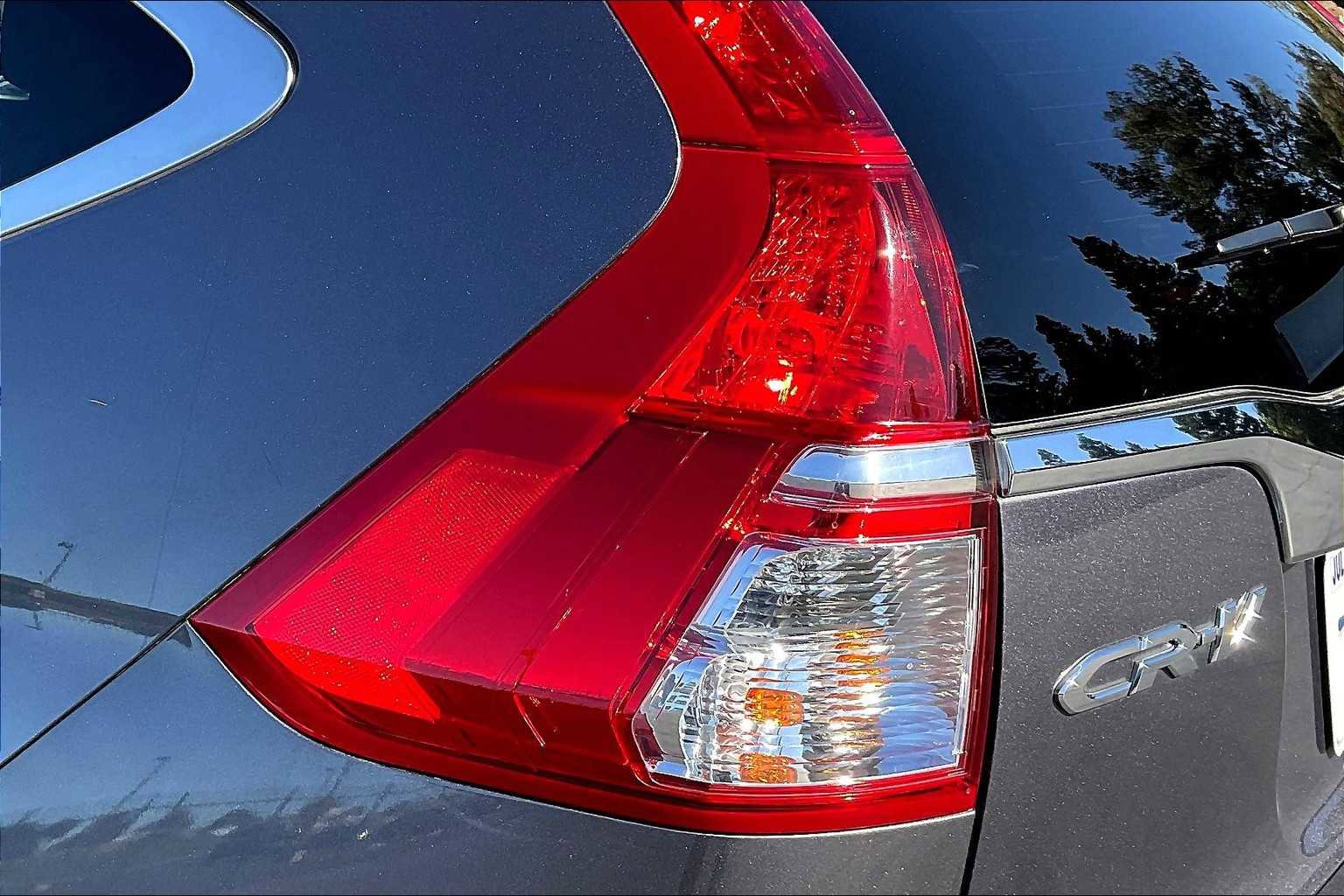 Used 2016 Honda CR-V Touring image 32