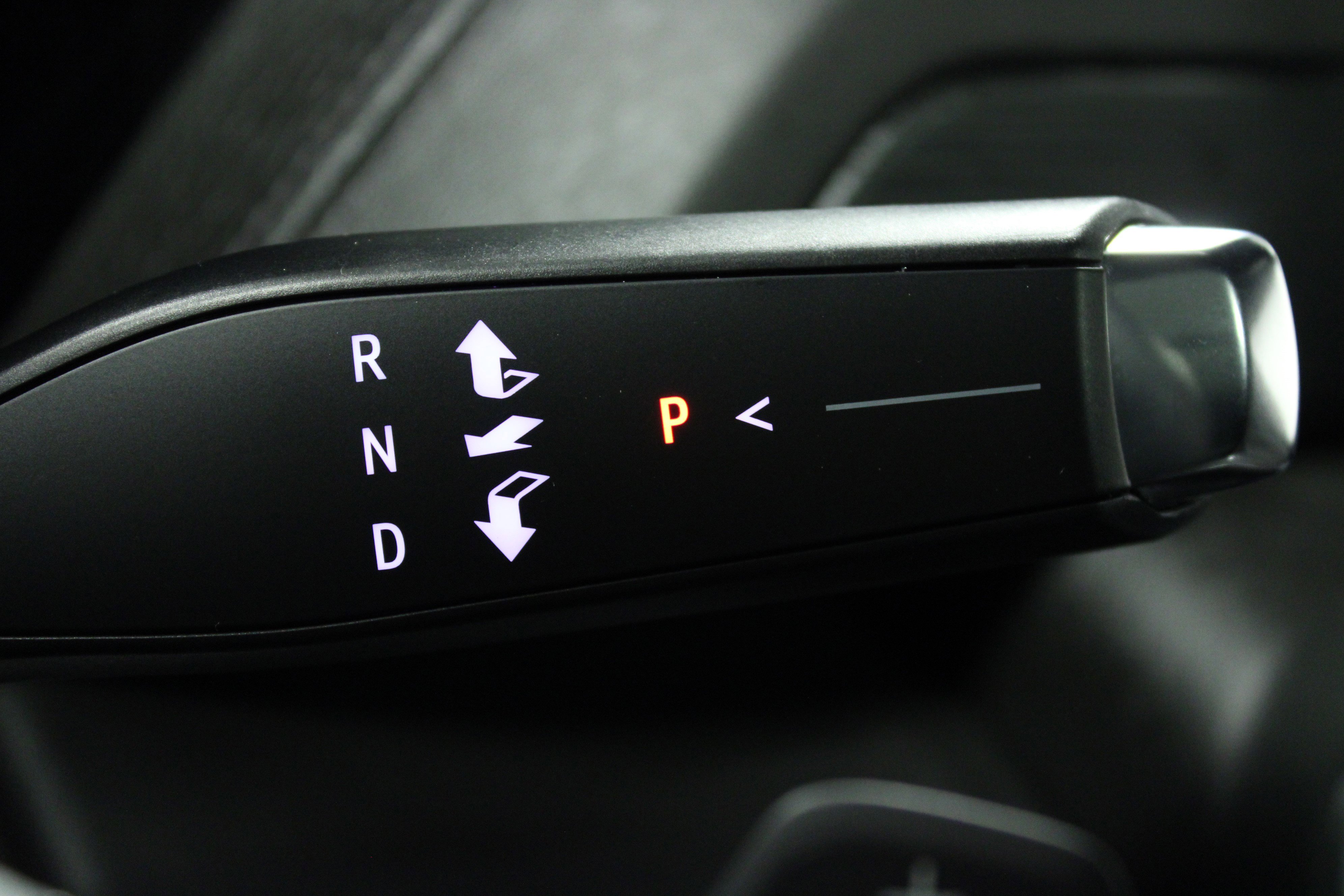 Used 2025 GMC Yukon Denali w/ Denali Reserve Package image 25