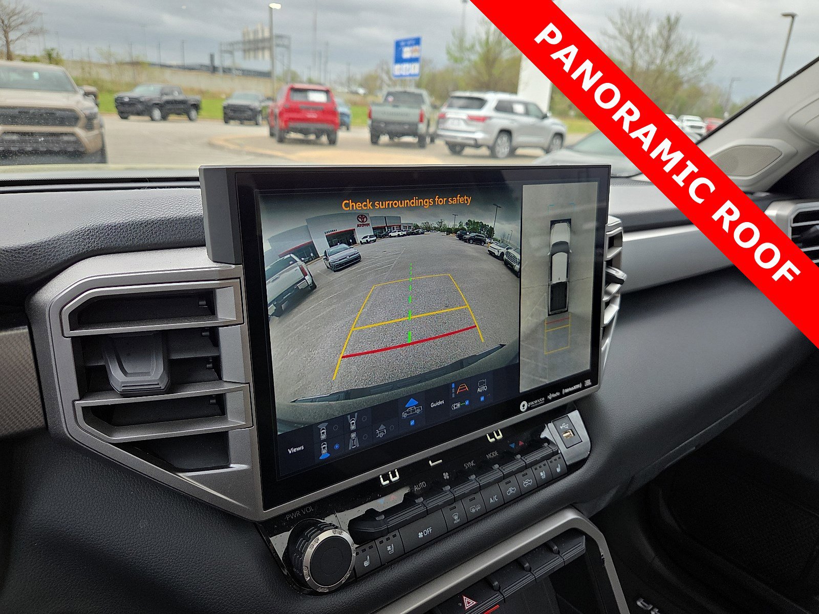 Used 2022 Toyota Tundra Limited AWD/4WD image 17