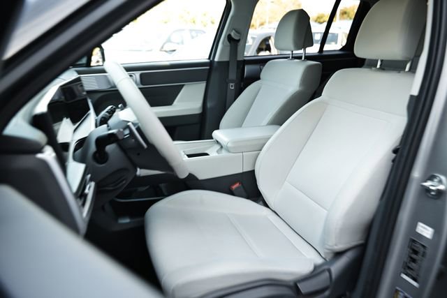 Used 2024 Hyundai Santa Fe SE image 19