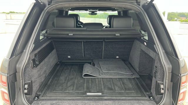 Used 2019 Land Rover Range Rover Long Wheelbase Supercharged image 73