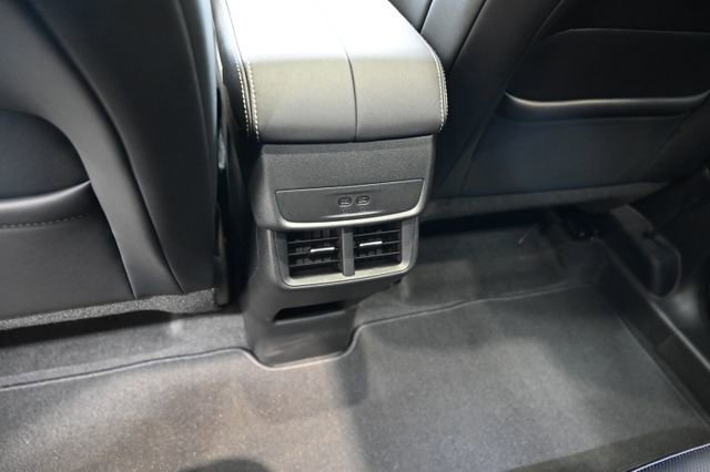 New 2026 GMC Terrain Elevation w/ Elevation Premium Package FWD image 22