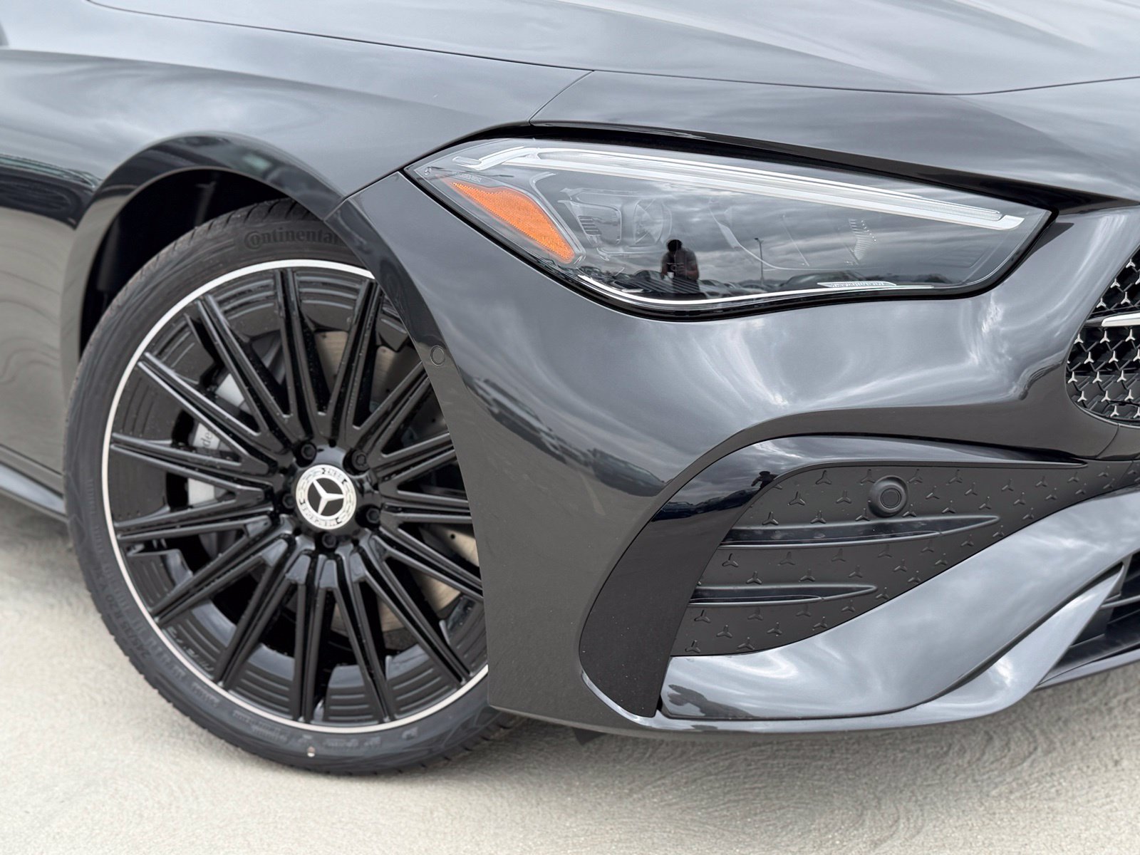 New 2026 Mercedes-Benz CLE 450 4MATIC Coupe image 4