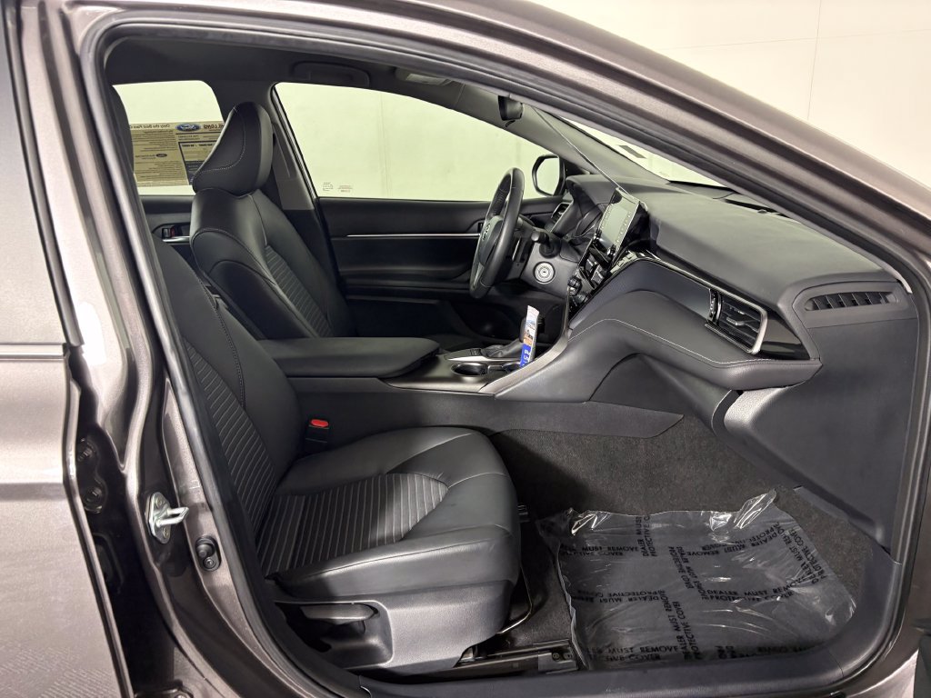 Used 2024 Toyota Camry SE FWD image 34