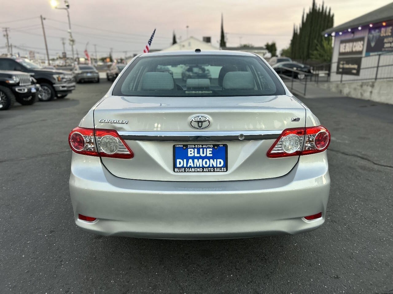 Used 2011 Toyota Corolla LE FWD image 5