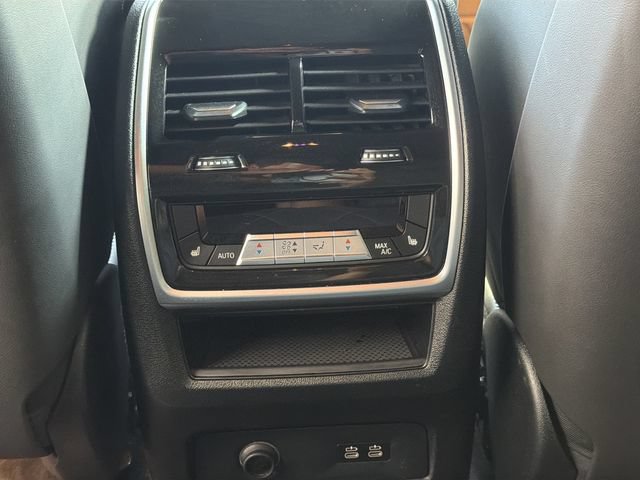 Used 2023 BMW XM AWD/4WD image 11