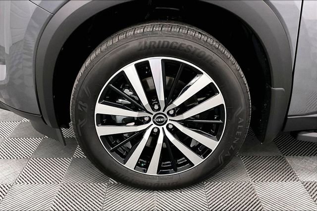 New 2025 Nissan Pathfinder Platinum w/ Lighting Package (N93) image 12