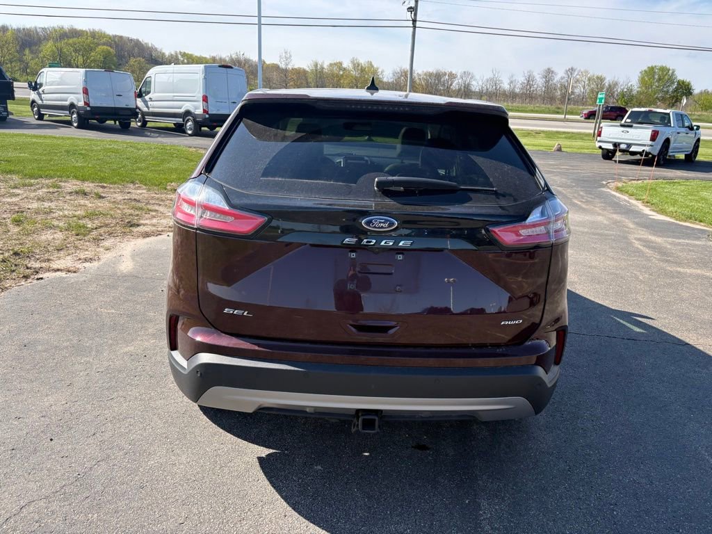 Used 2024 Ford Edge SEL w/ Convenience Package AWD/4WD image 9