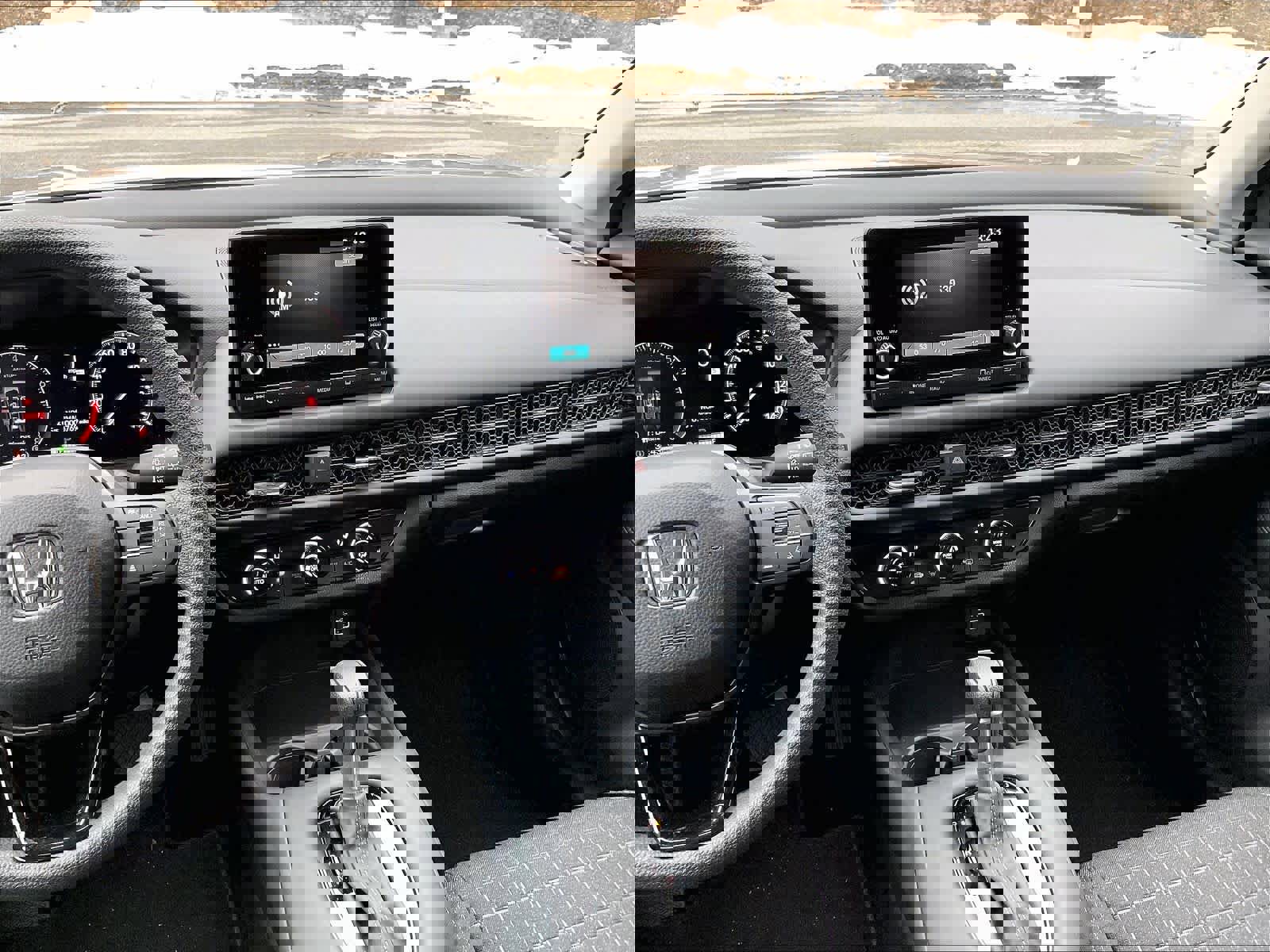 Used 2025 Honda HR-V LX image 19