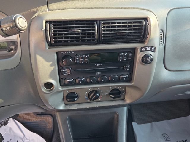 Used 2004 Ford Explorer Sport Trac XLS RWD image 17