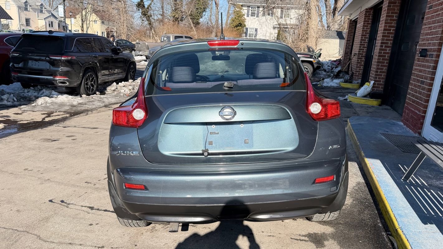Used 2011 Nissan Juke S AWD/4WD image 4