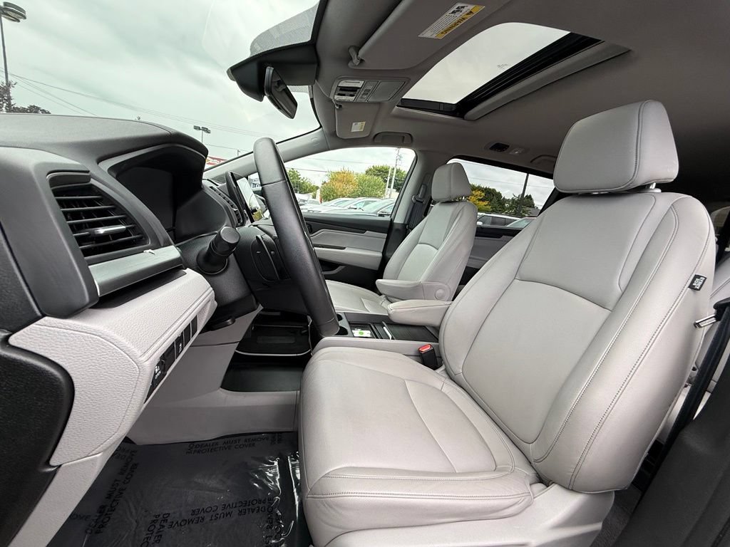 Used 2023 Honda Odyssey EX-L image 21