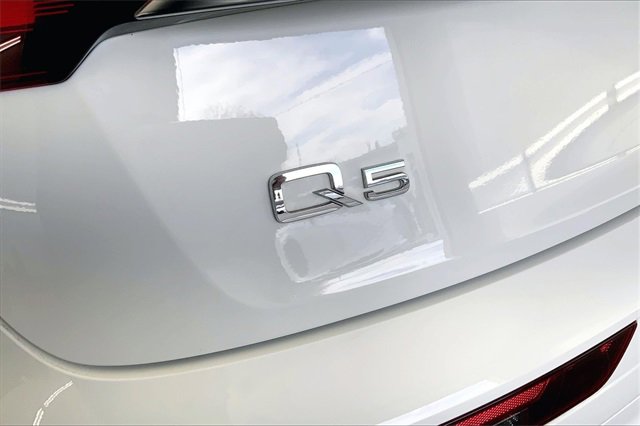 Certified 2023 Audi Q5 2.0T Premium w/ Convenience Package image 8