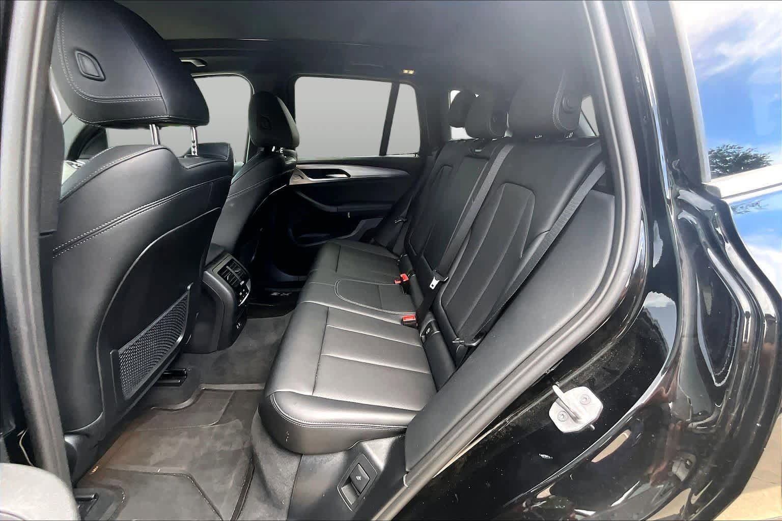 Used 2024 BMW X3 sDrive30i RWD image 19
