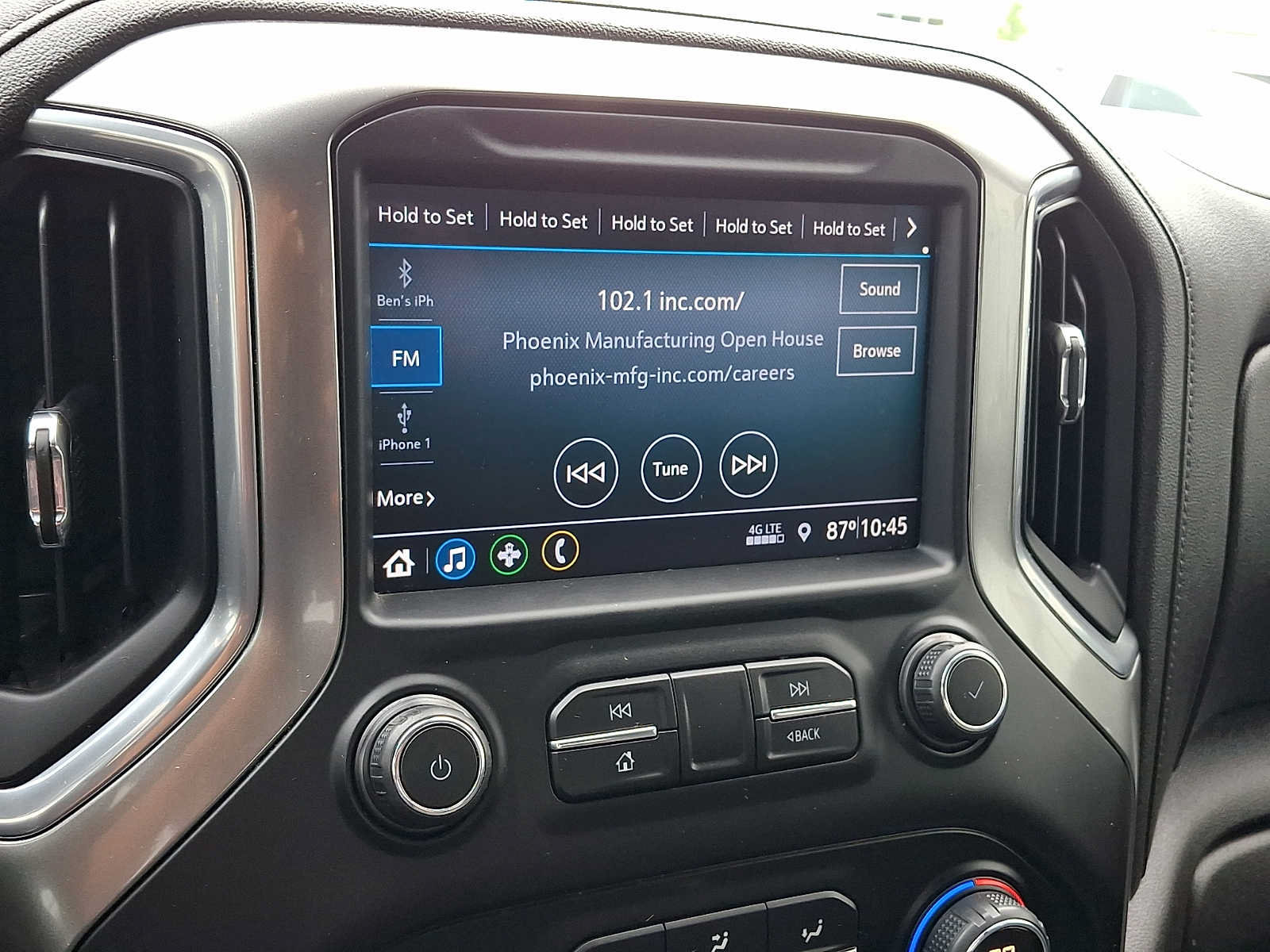 Used 2019 Chevrolet Silverado 1500 RST w/ All-Star Edition AWD/4WD image 17