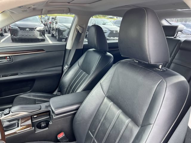 Used 2017 Lexus ES 350 w/ Luxury Package FWD image 9