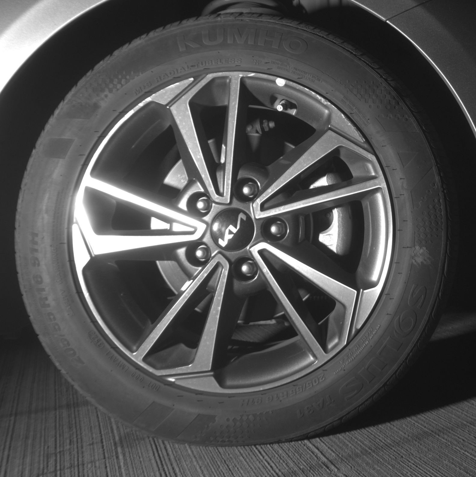 Used 2024 Kia Forte LXS image 18