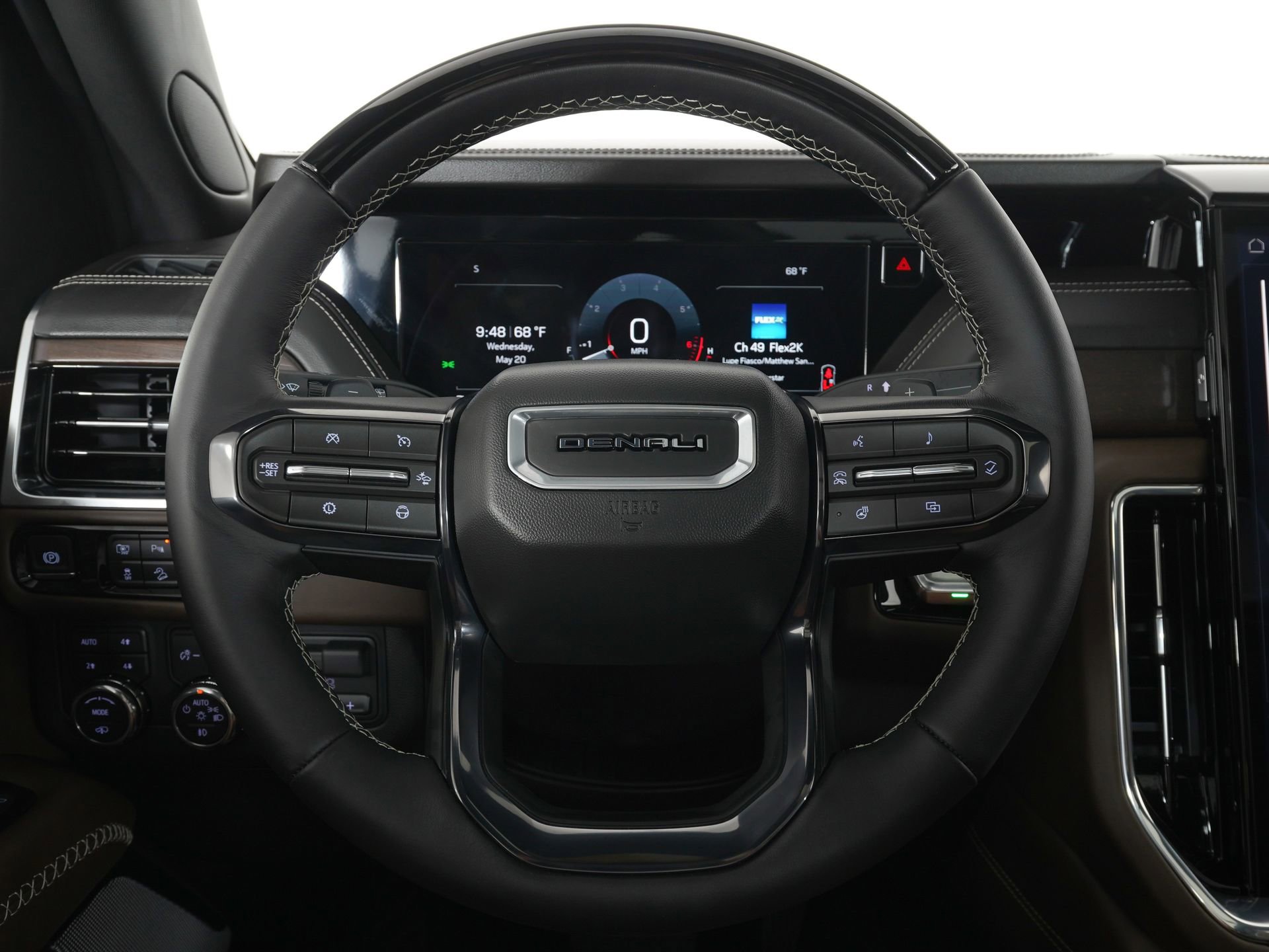Used 2026 GMC Yukon Denali Ultimate AWD/4WD image 19