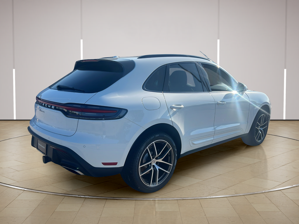 New 2026 Porsche Macan AWD/4WD image 7