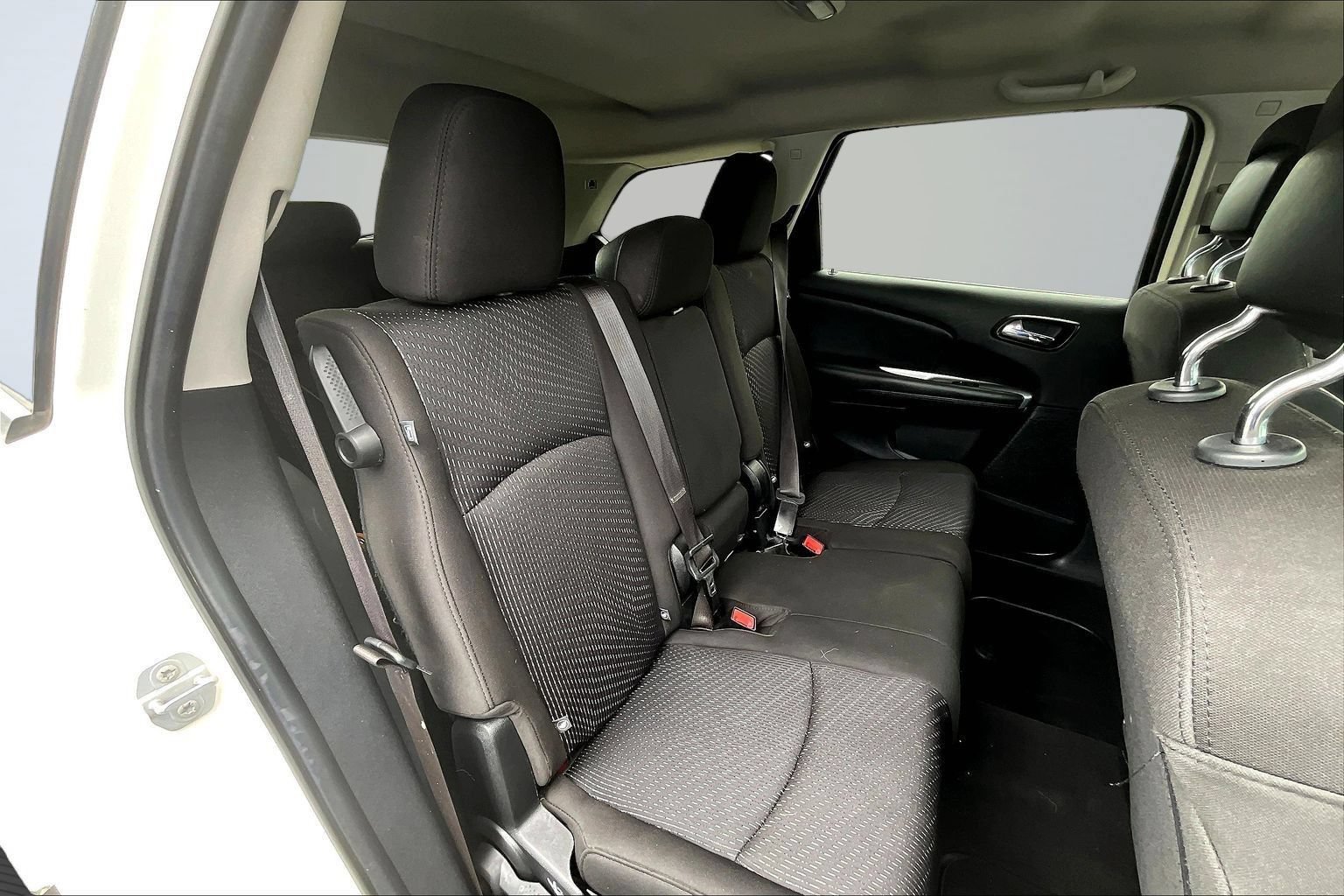Used 2019 Dodge Journey SE FWD image 20