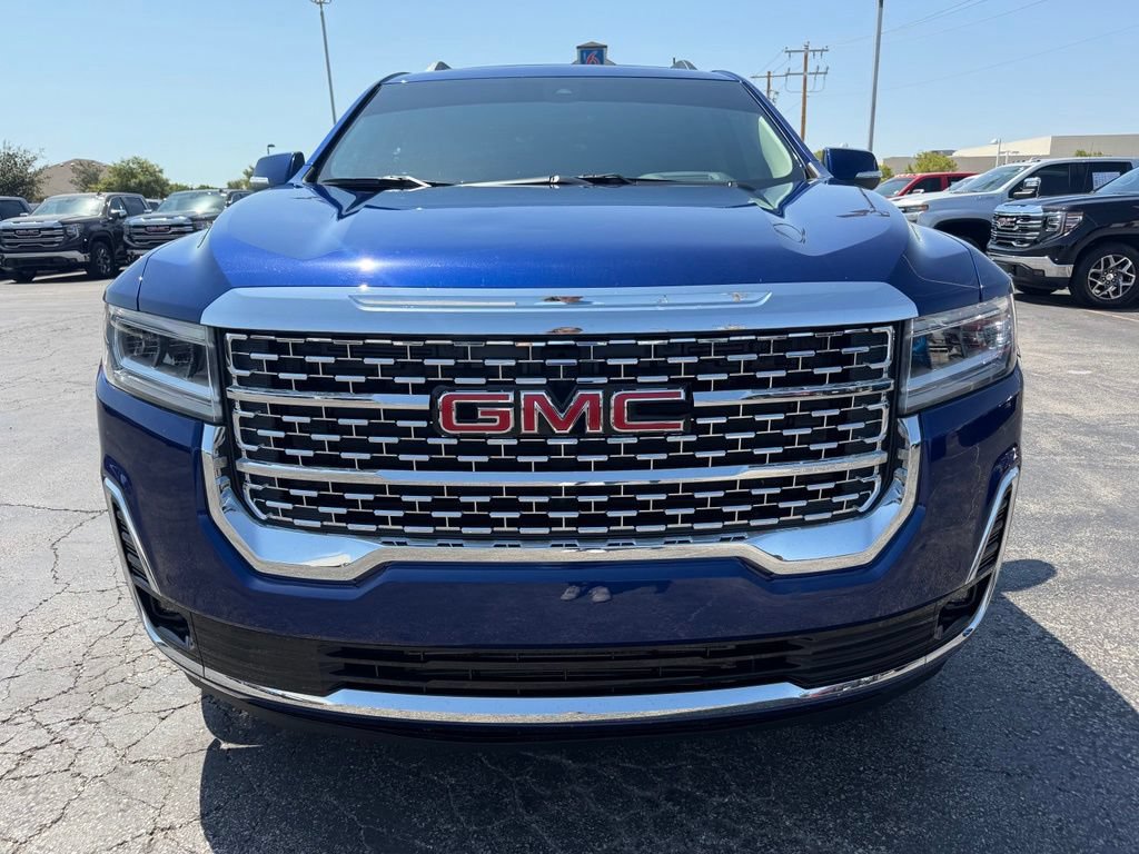 Used 2023 GMC Acadia Denali w/ Trailering Package AWD/4WD image 7