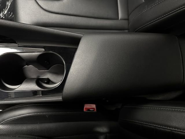 Used 2024 Hyundai Elantra Limited image 21